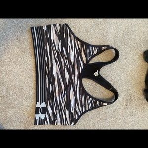 Under Armour Sports Bra